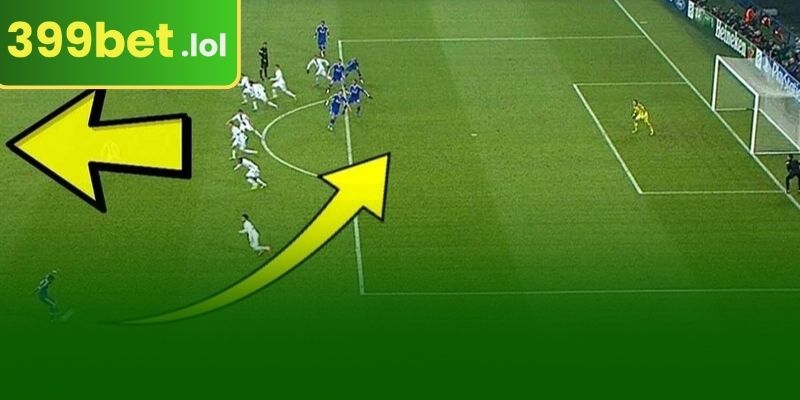 সতীর্থের বল পাস করার সঠিক সময়